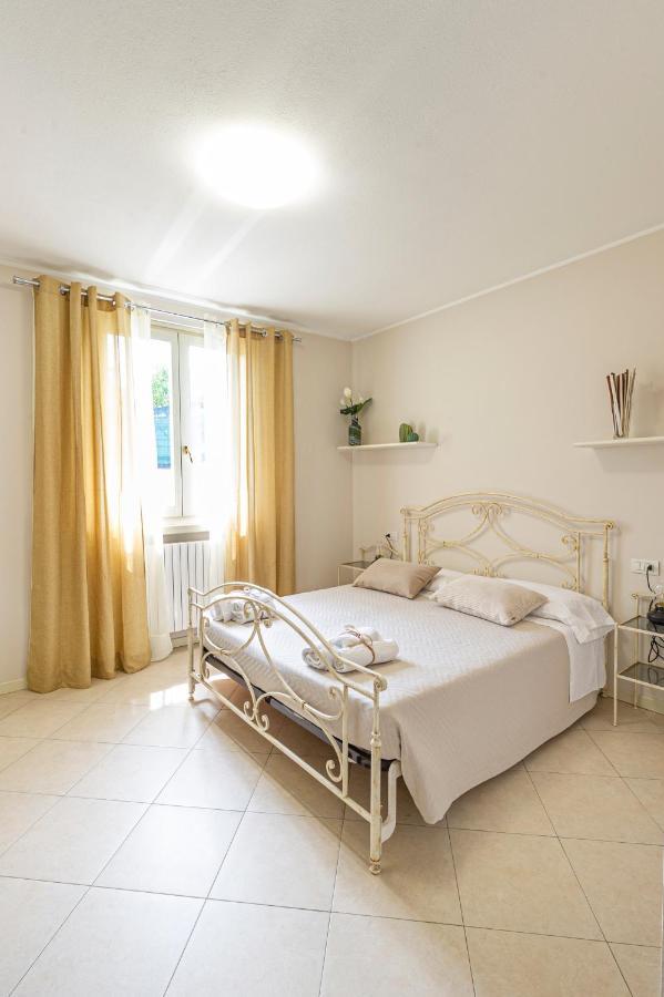 B&B Casa Paola Moniga del Garda Bagian luar foto